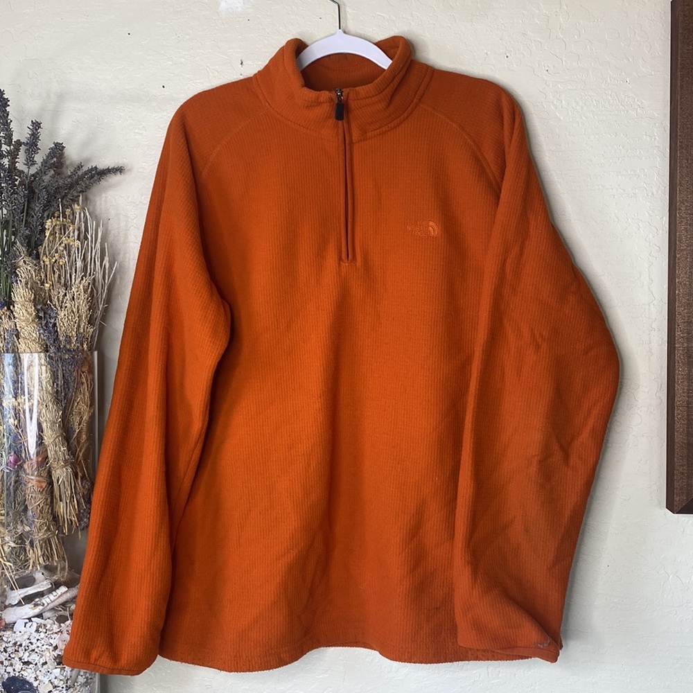 The North  Face waffle thick 1/4 zip